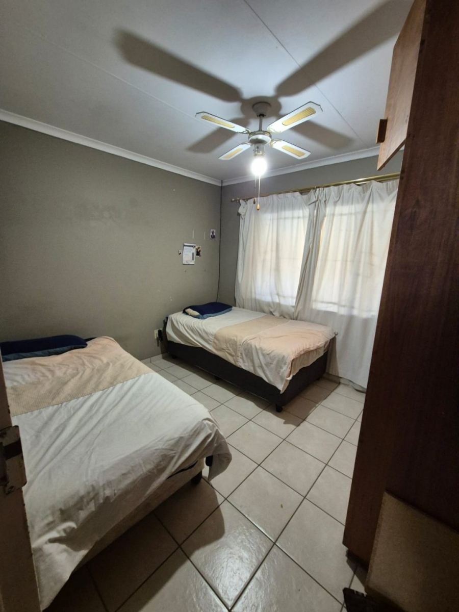 To Let 3 Bedroom Property for Rent in Universitas Ridge Free State